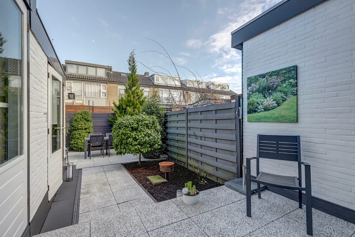 Foto 38 van Dercksenstraat 15