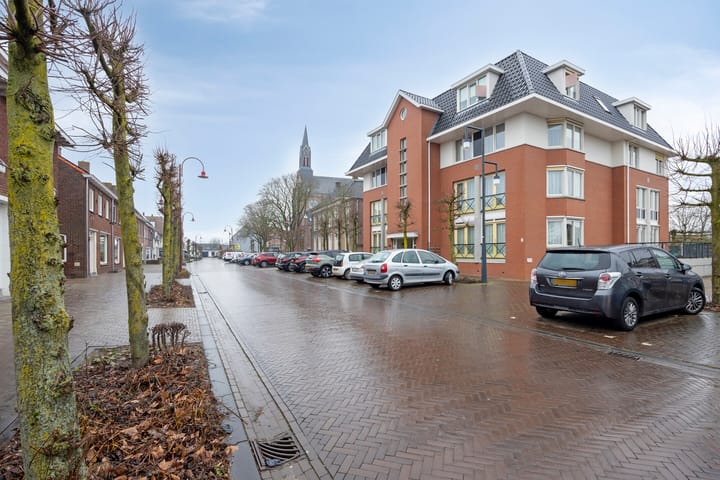 Foto 4 van Kerkstraat 4
