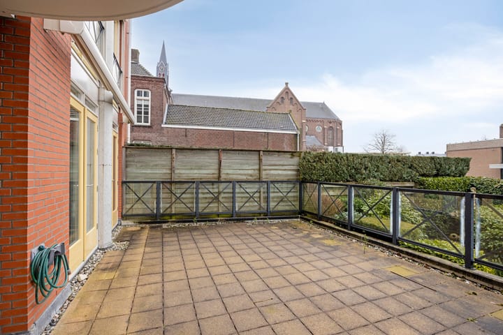 Foto 24 van Kerkstraat 4