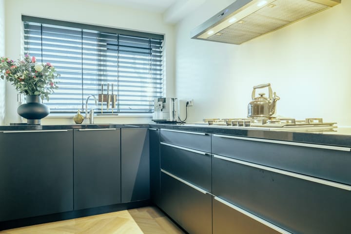 Foto 10 van Multatulipad 83