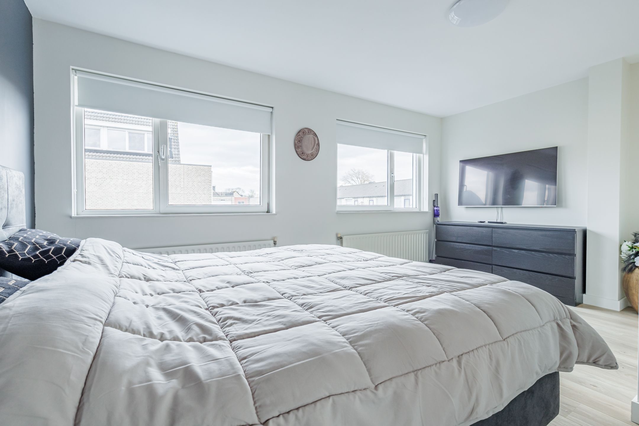 Foto 18 van Multatulipad 83