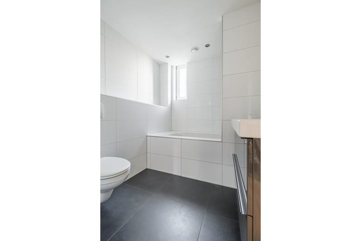 Foto 25 van Multatulipad 83