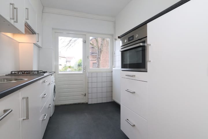 Foto 8 van Adelbert van Scharnlaan G 45