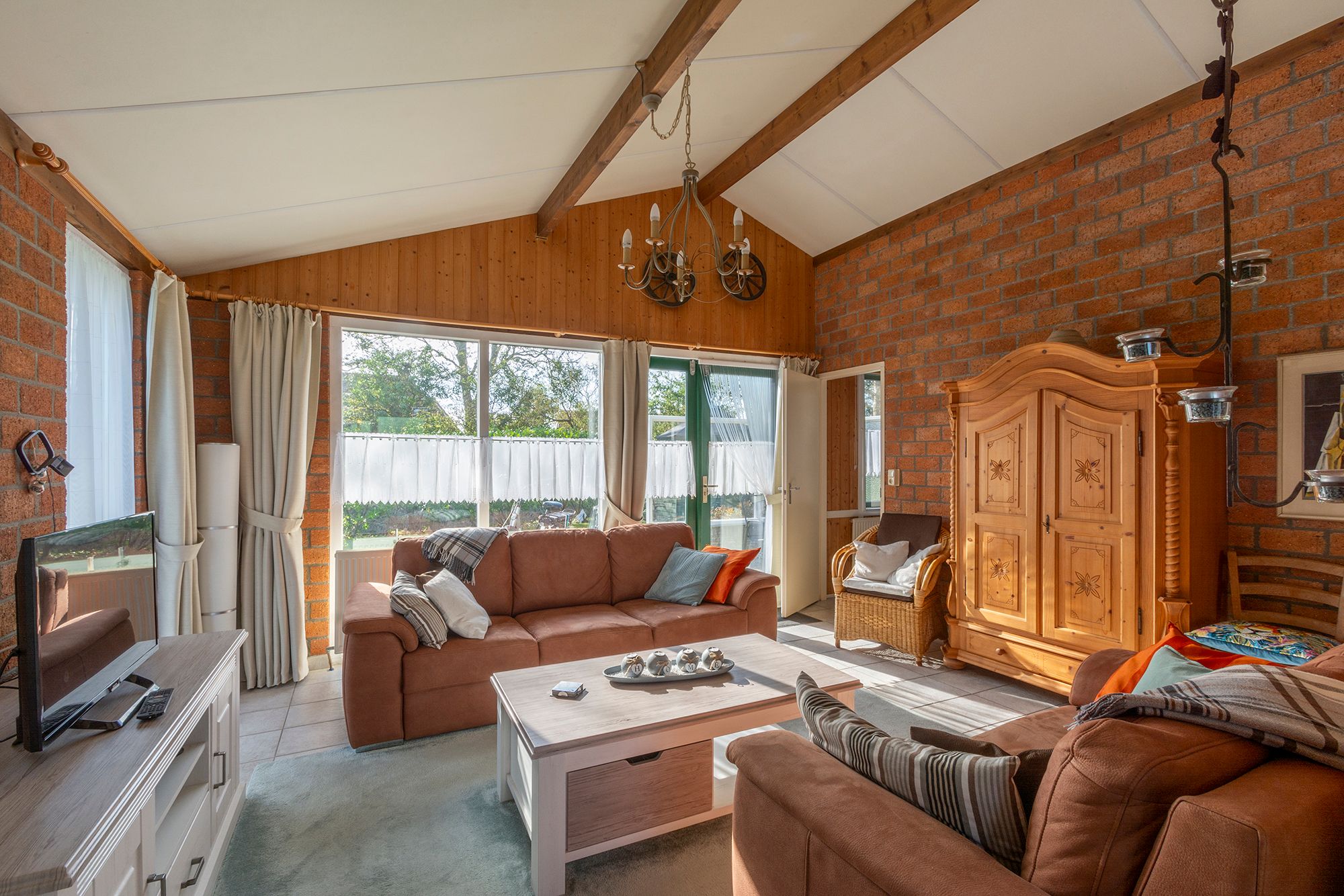2-bedroom freehold villa in Burgerbrug — photo 3 of 5