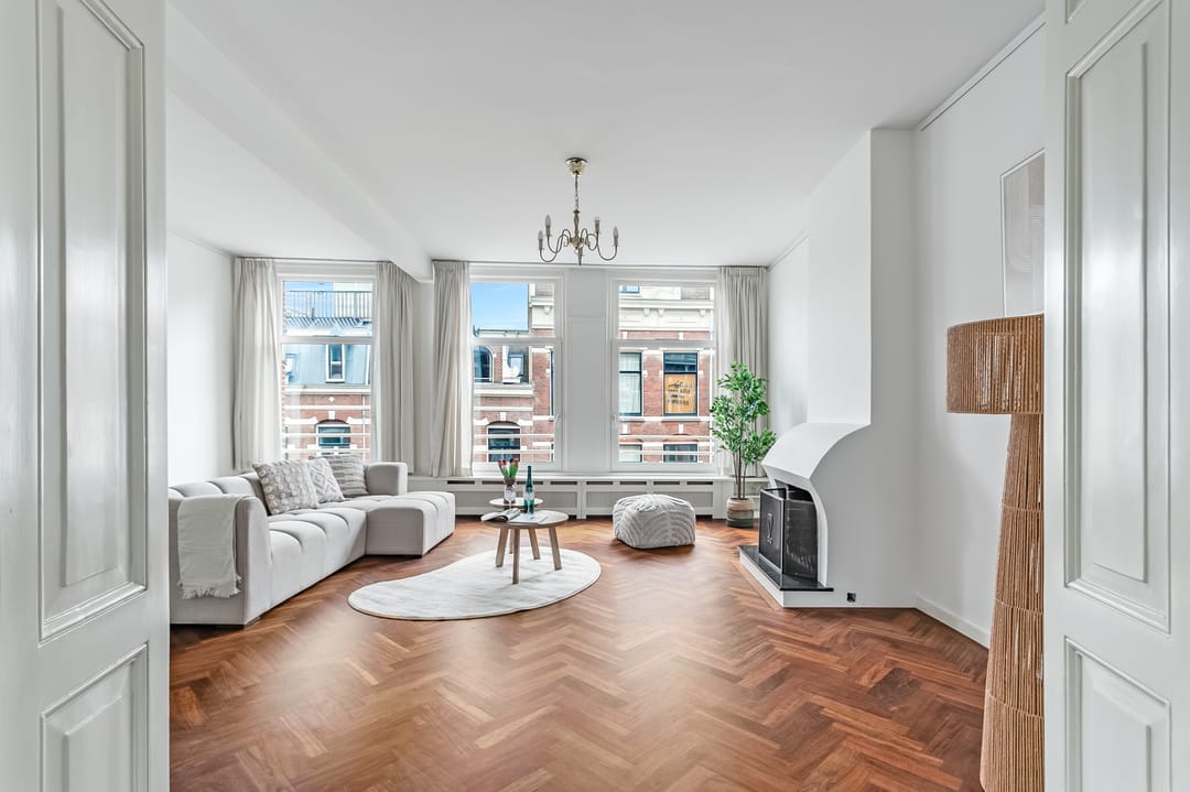 Foto 1 van Van Eeghenstraat 18-2