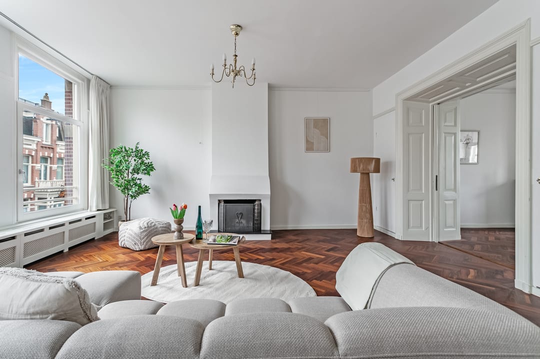 Foto 7 van Van Eeghenstraat 18-2