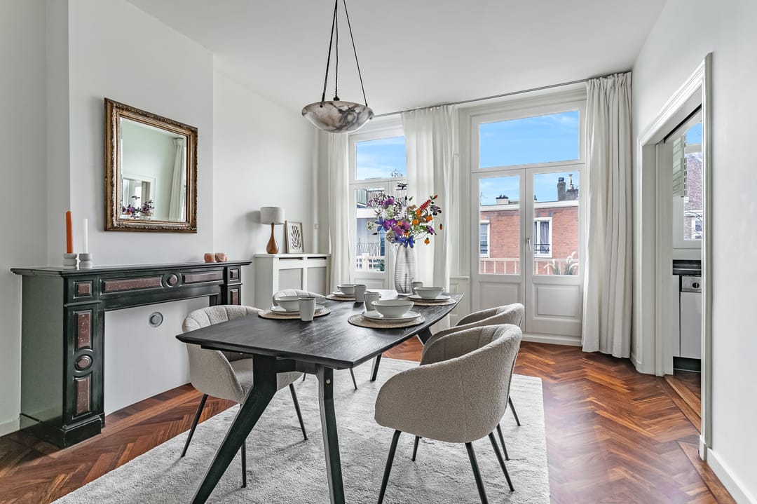 Foto 13 van Van Eeghenstraat 18-2