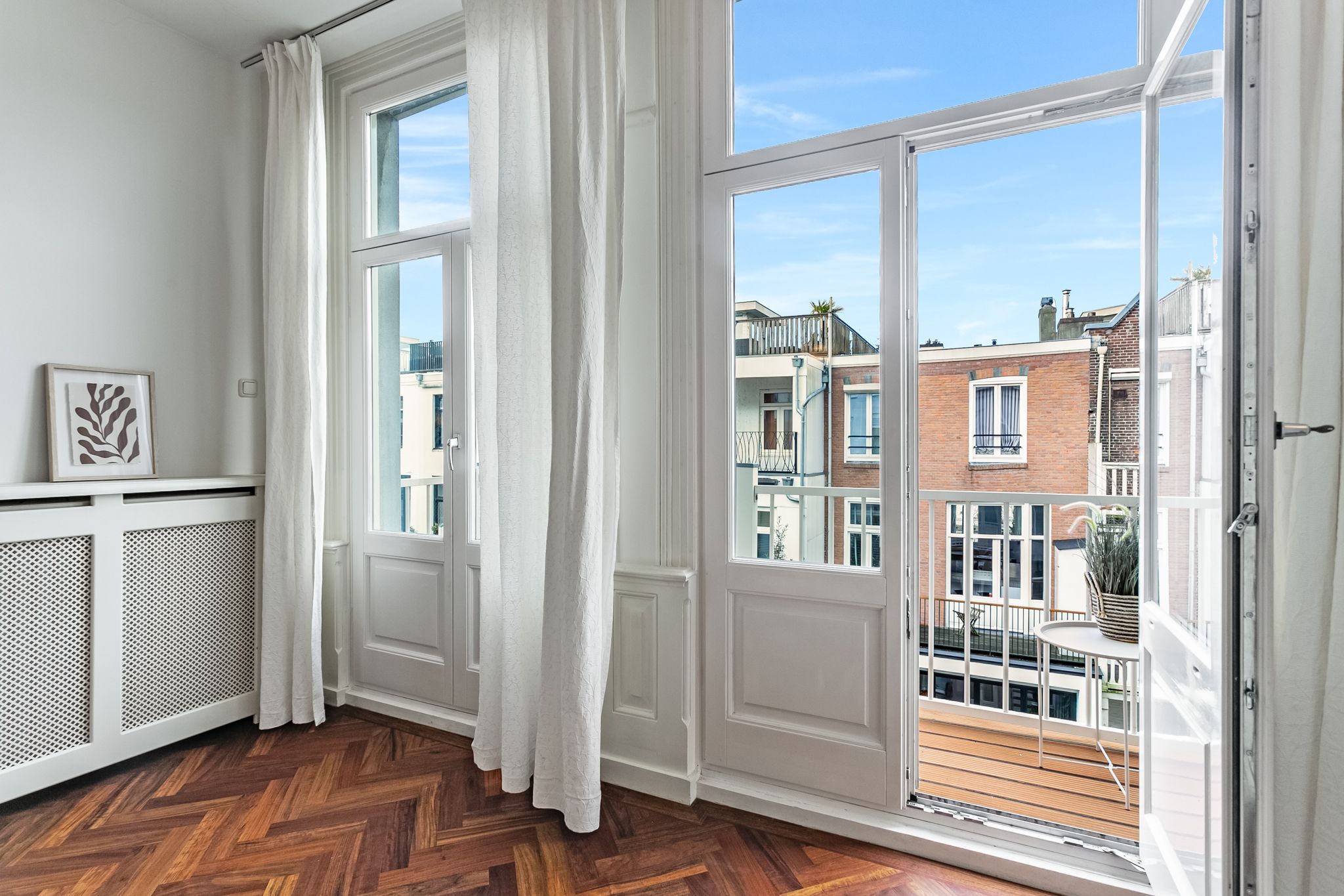 Foto 15 van Van Eeghenstraat 18-2