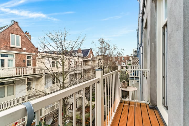 Foto 17 van Van Eeghenstraat 18-2