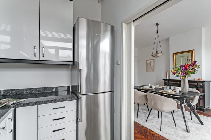 Foto 21 van Van Eeghenstraat 18-2