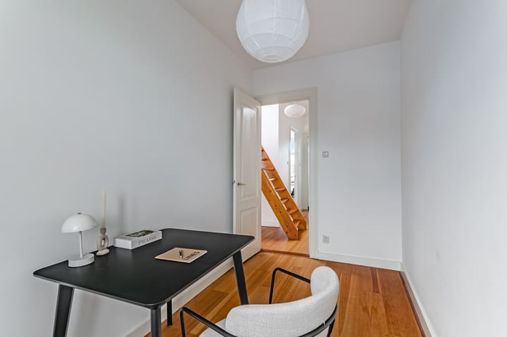 Foto 32 van Van Eeghenstraat 18-2