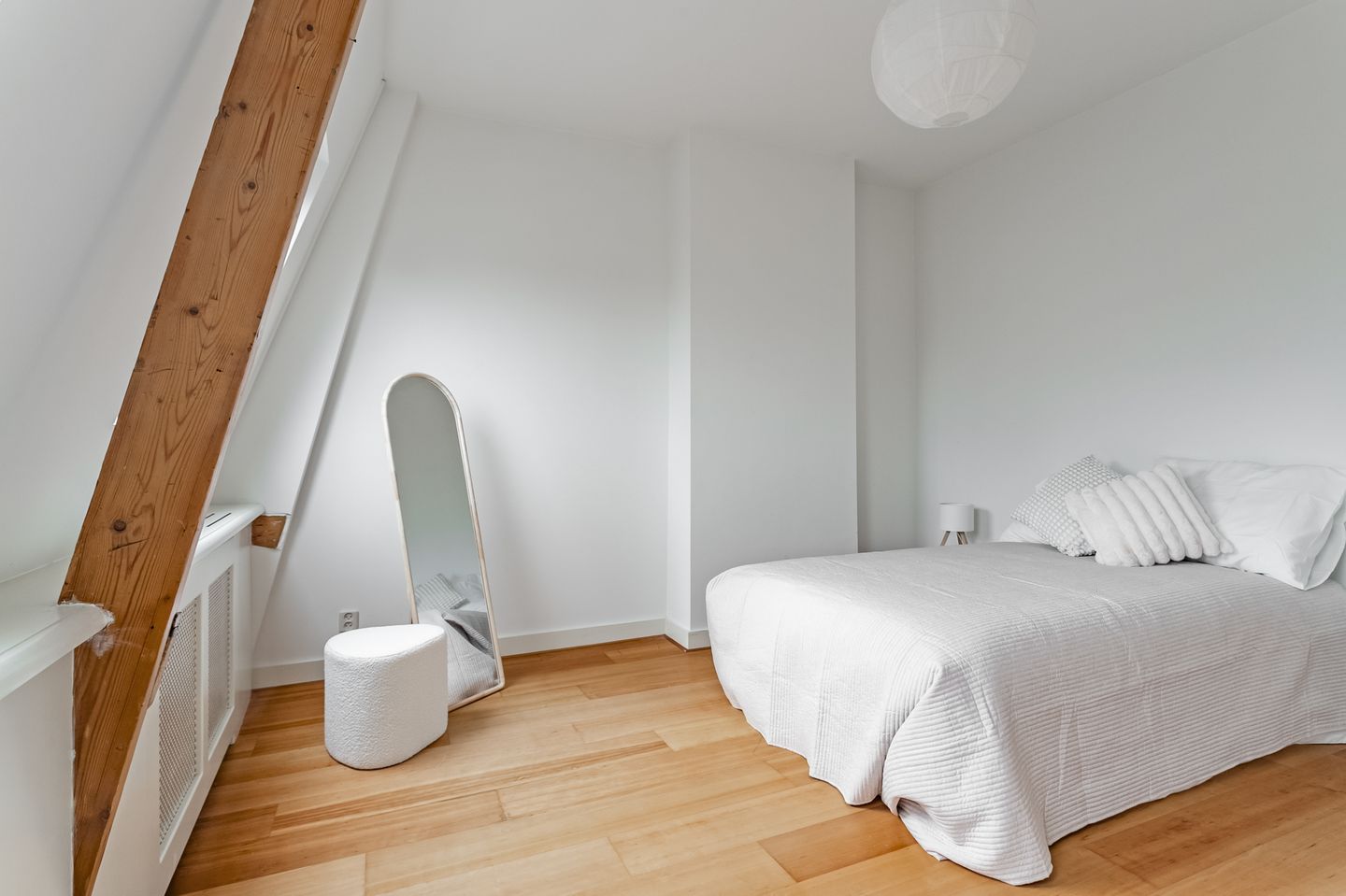 Foto 34 van Van Eeghenstraat 18-2