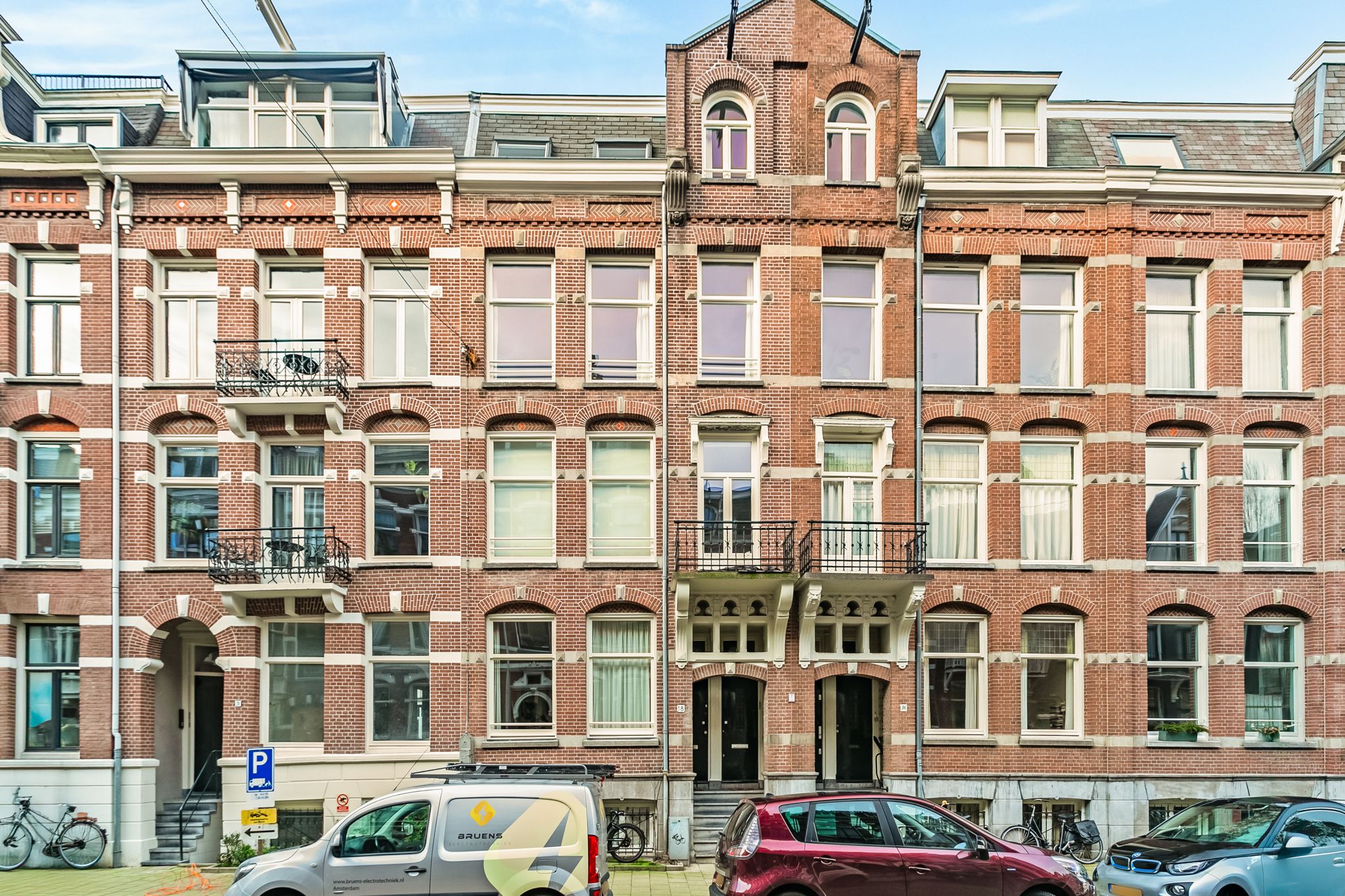 Foto 36 van Van Eeghenstraat 18-2