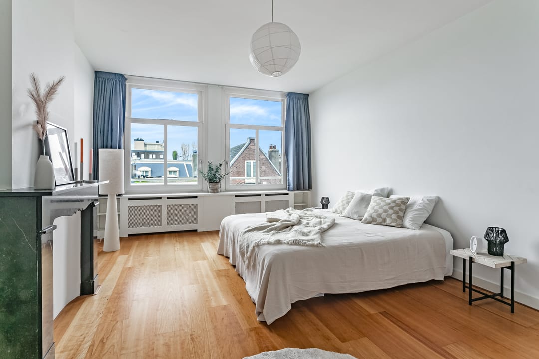 Foto 38 van Van Eeghenstraat 18-2