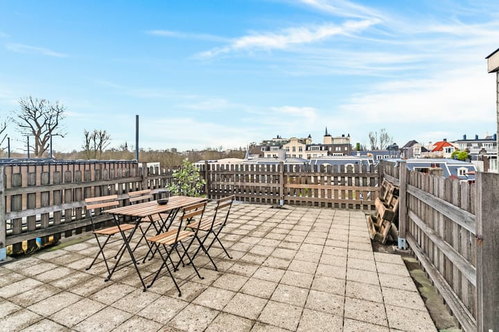 Foto 44 van Van Eeghenstraat 18-2