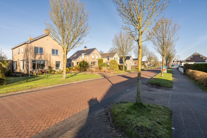 Foto 32 van Bruggelaan 8-B