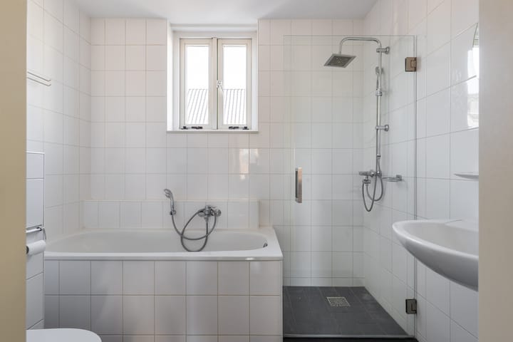 Foto 11 van Mattenbieslaan 32