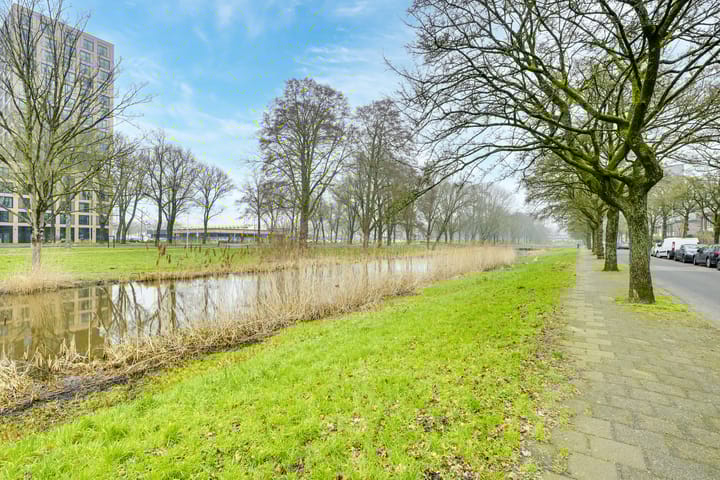 Foto 39 van De Charmantedreef 34