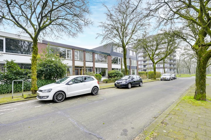 Foto 41 van De Charmantedreef 34