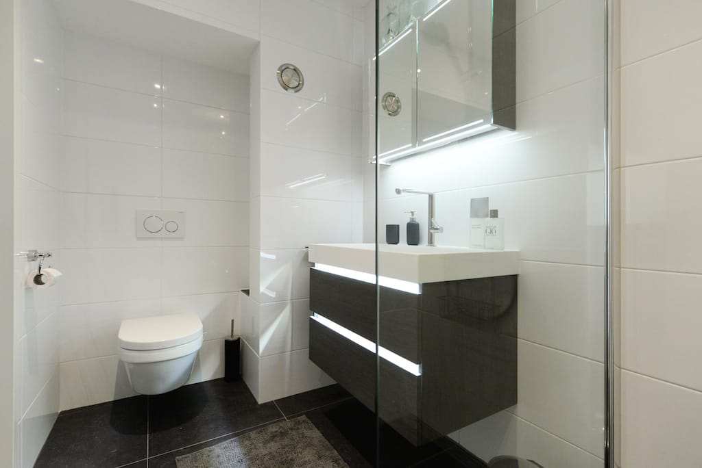 Photo 11 of Burgemeester Patijnlaan 124