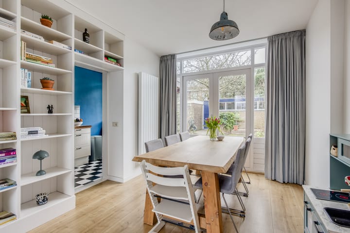 Foto 13 van Detmoldstraat 24