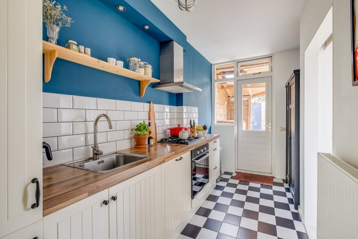 Foto 17 van Detmoldstraat 24