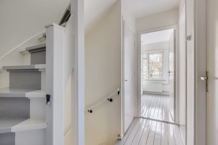 Foto 19 van Detmoldstraat 24