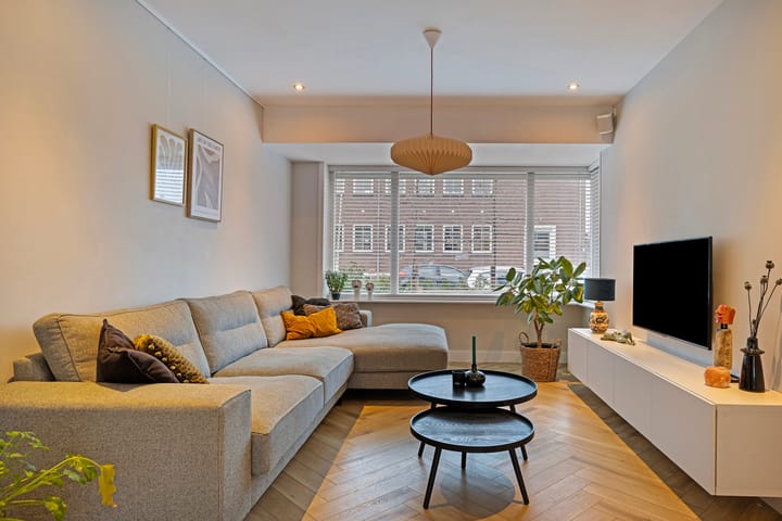 Foto 2 van Brederostraat 32