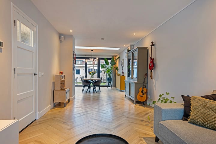 Foto 4 van Brederostraat 32