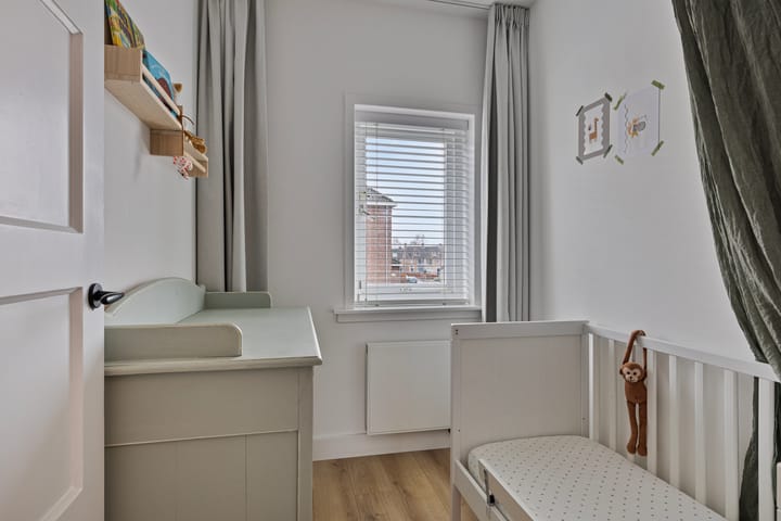 Foto 16 van Brederostraat 32