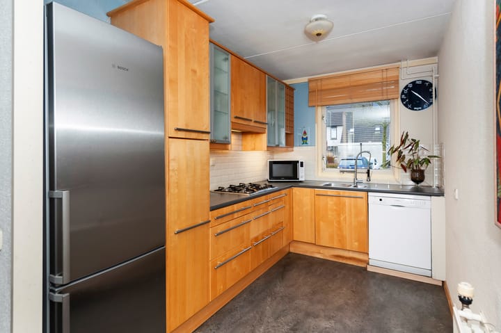 Foto 7 van Foster Dullesdreef 29