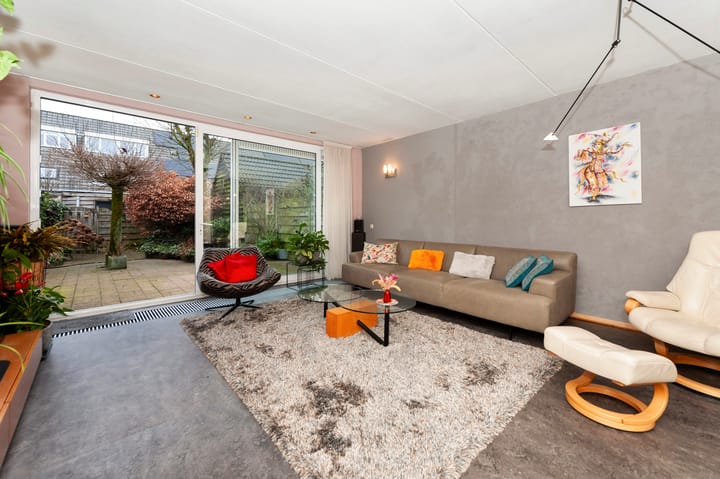 Foto 11 van Foster Dullesdreef 29