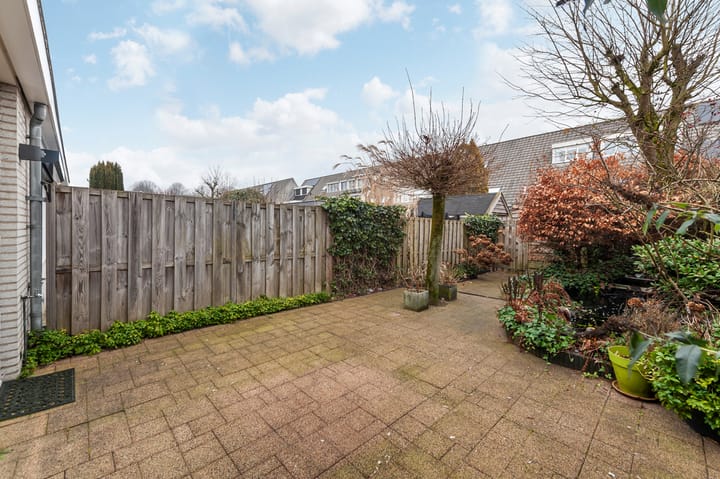 Foto 32 van Foster Dullesdreef 29