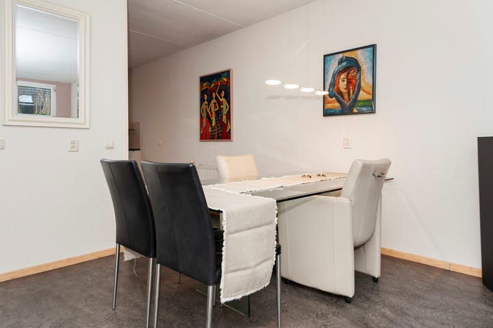 Foto 10 van Foster Dullesdreef 29