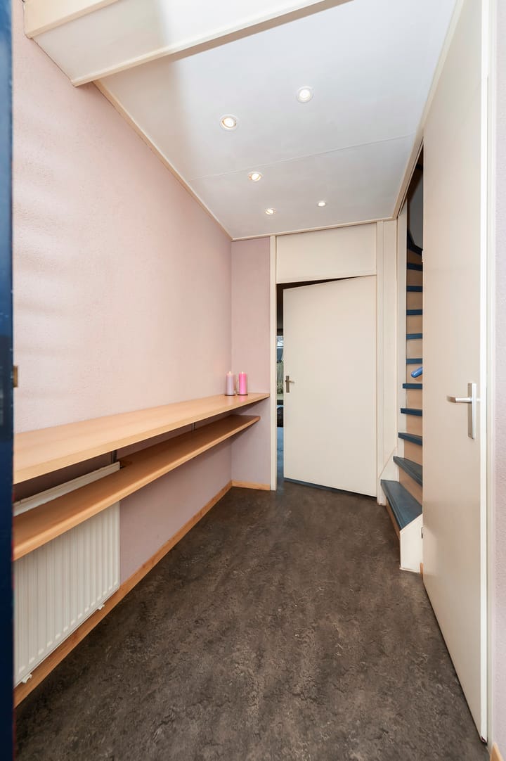 Foto 5 van Foster Dullesdreef 29