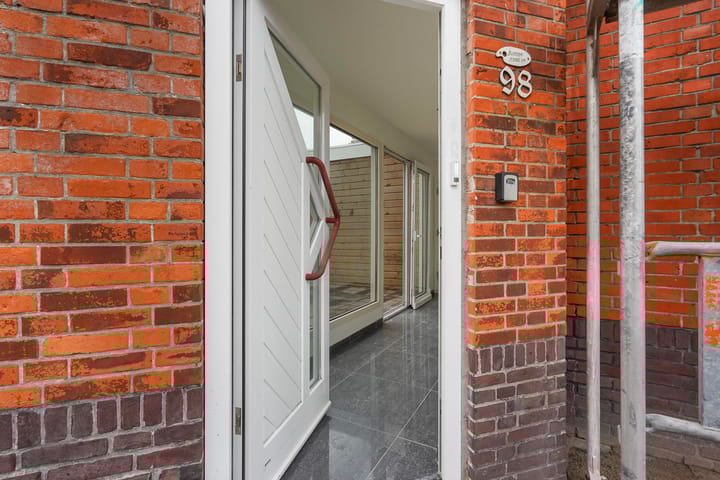 Photo 2 of Bussumsestraat 98