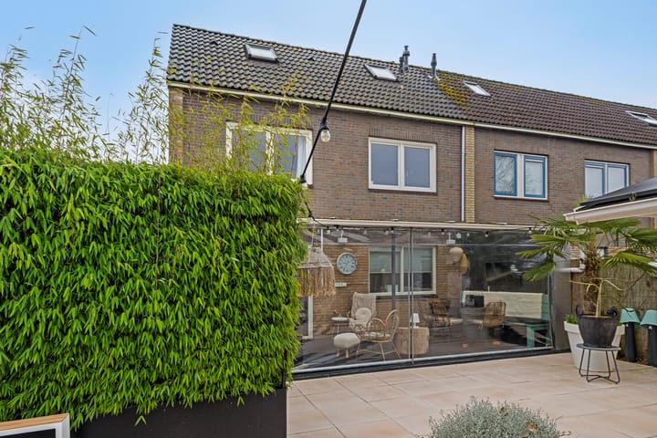 Foto 34 van Amazonestraat 11