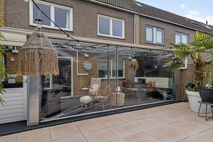 Foto 36 van Amazonestraat 11