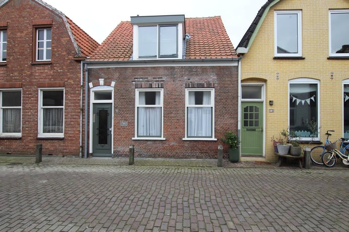 undefined main image