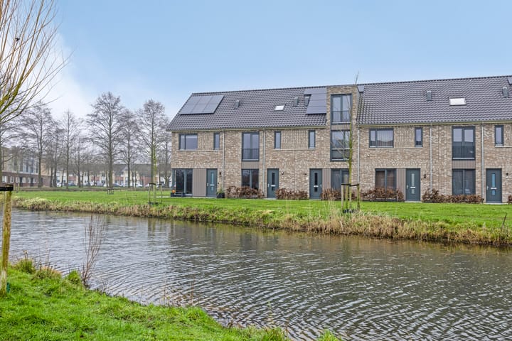 Foto 1 van Stadion 12