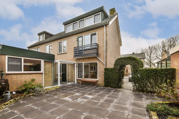 Photo 2 of Voorburgstraat 9