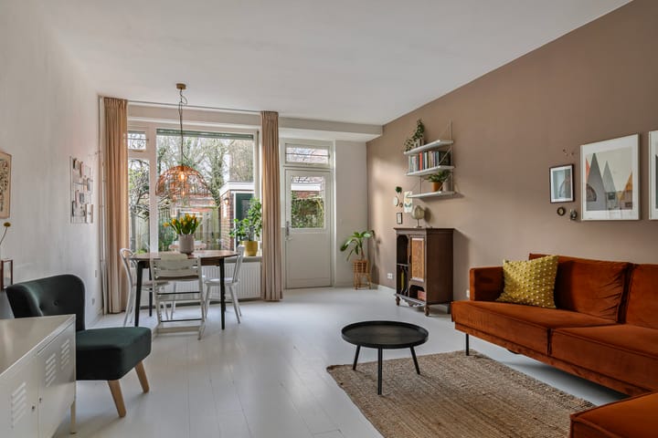 Foto 11 van Trompstraat 34