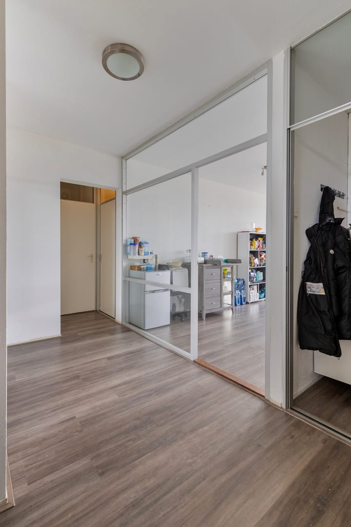 Photo 8 of P.J. Oudstraat 262