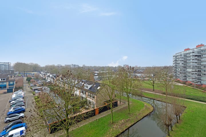 Photo 20 of P.J. Oudstraat 262