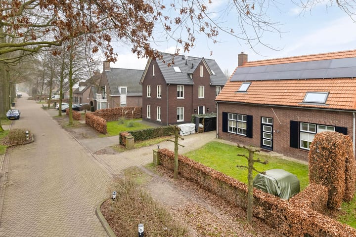 Foto 6 van Mgr. van de Venstraat 92