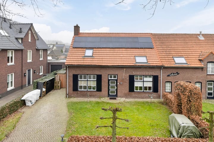 Foto 5 van Mgr. van de Venstraat 92