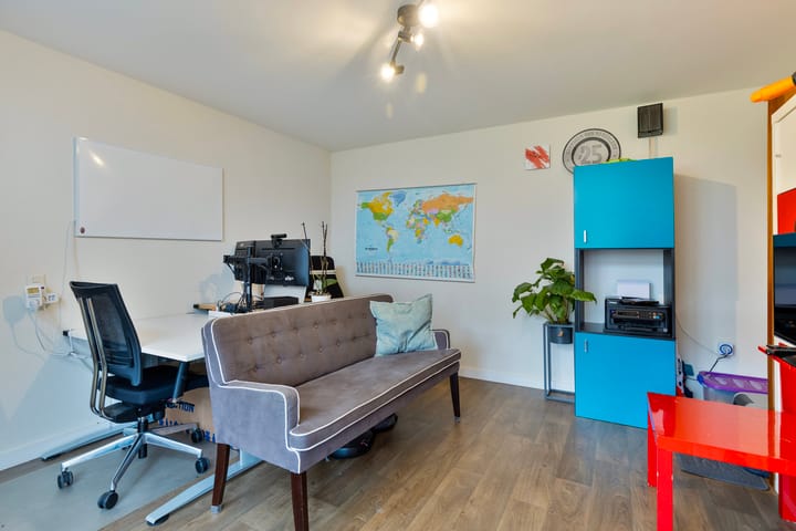 Foto 24 van Mgr. van de Venstraat 92