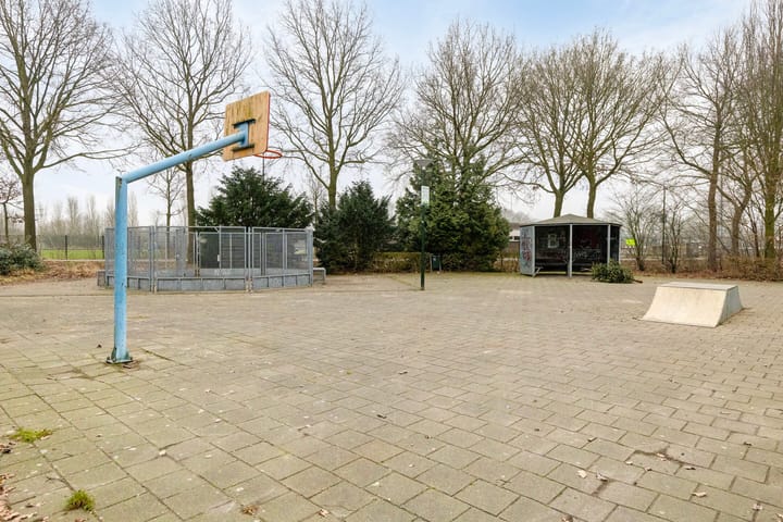 Foto 32 van Mgr. van de Venstraat 92