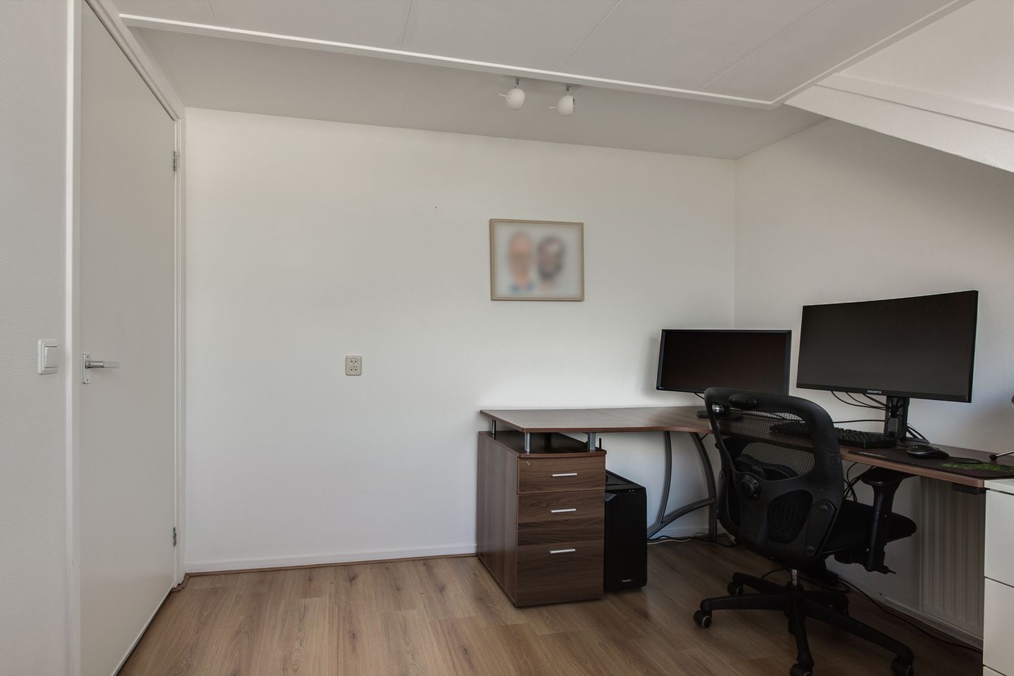 Foto 29 van Bronsmos 23