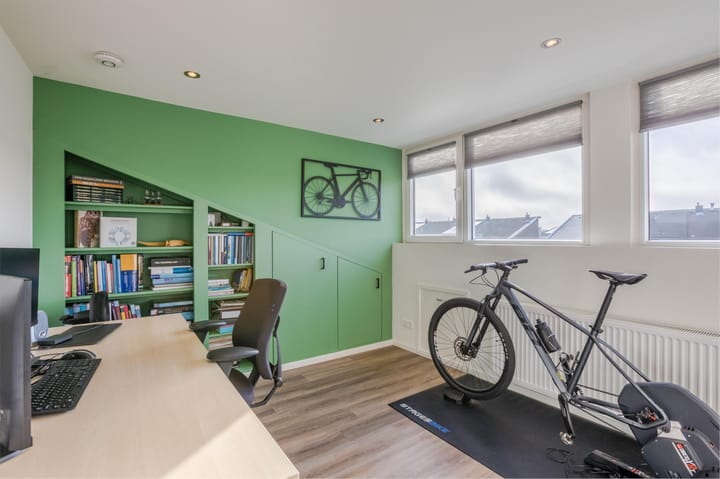 Foto 37 van Niek Engelschmanstraat 15